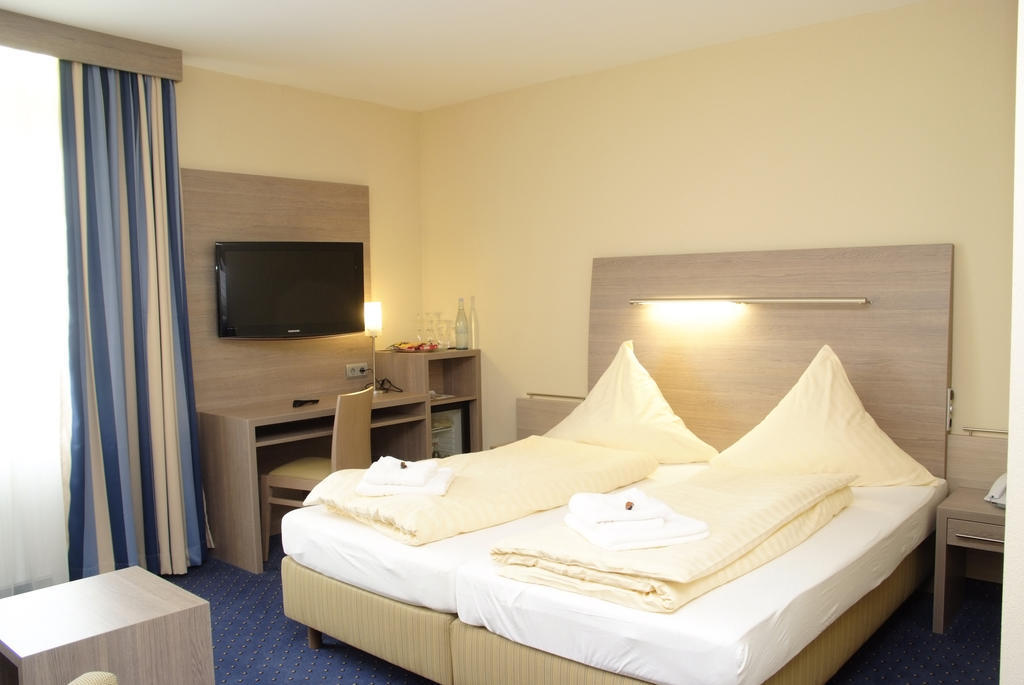 Hotel Buegener Gronau  Phòng bức ảnh